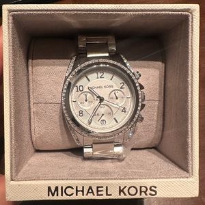 Michael Kors Silver Watch MK 5165 Watch